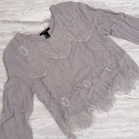 FOREVER 21 Lace Cropped Top - Picture 2 of 4